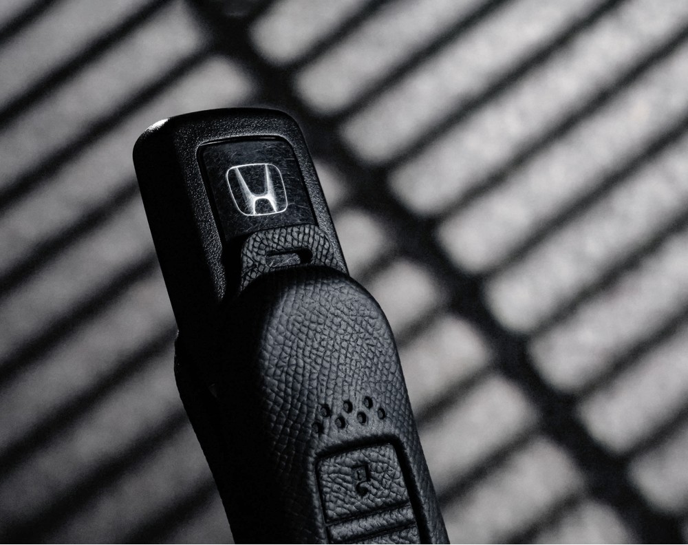 Style HONDA-R2